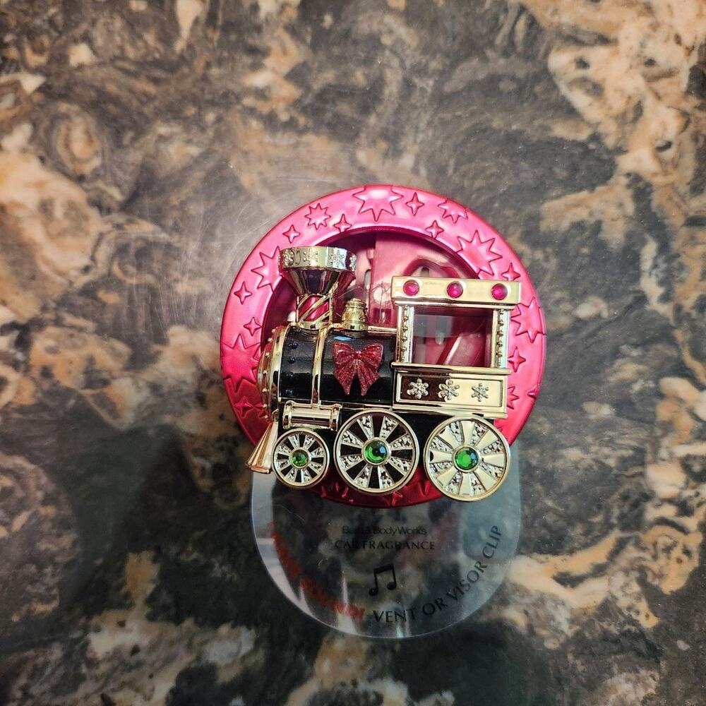 Bath and Body vent & visor clip